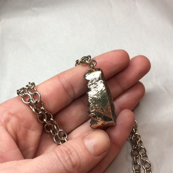 Genuine quartz Geode goldtone necklace - Picture 5 of 6